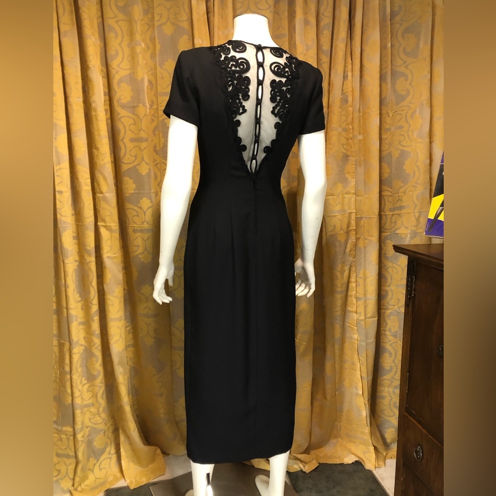Elegant Vintage Maggy London Black Backless Pencil Dress with Lace Button Back